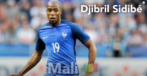 2018.12.12 joueurs de l'quipe de France de football 600 - 14